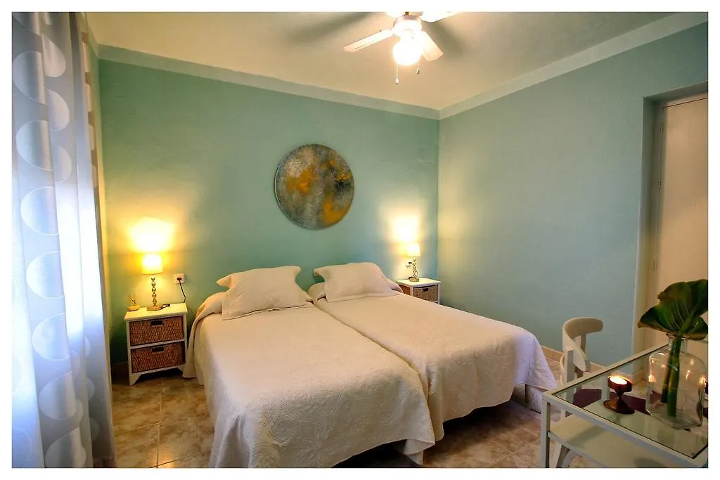 Luna Azul Hostel Zahora