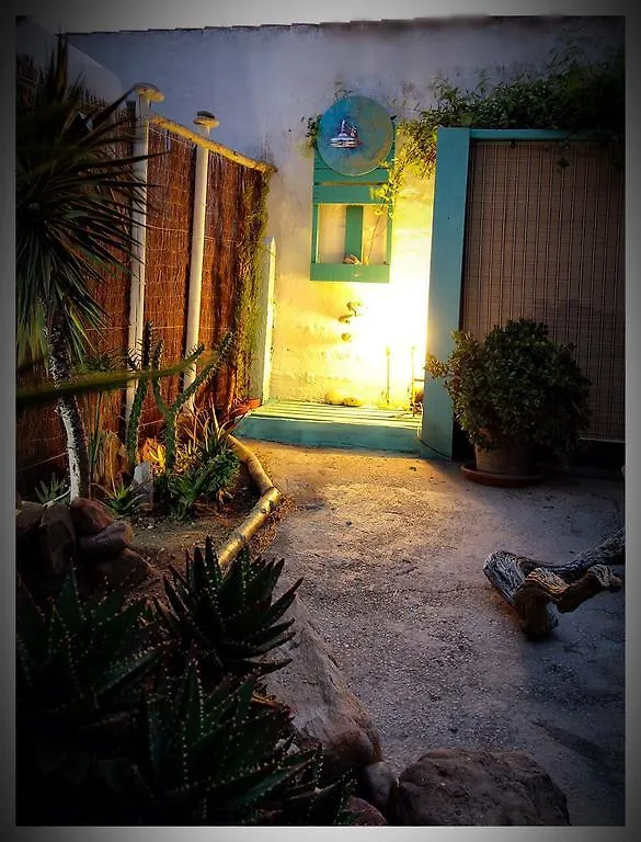 Luna Azul Hostel Zahora 0*,